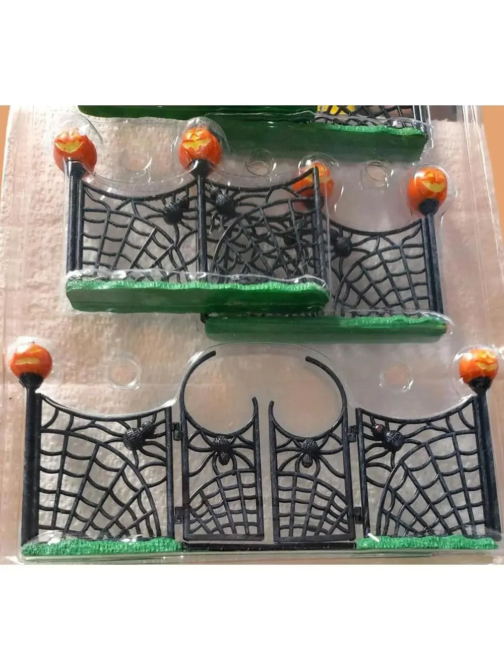 Retired Lemax Spooky Town Spiderweb Fence Halloween Decoration, 1 Pk of 5 Pieces